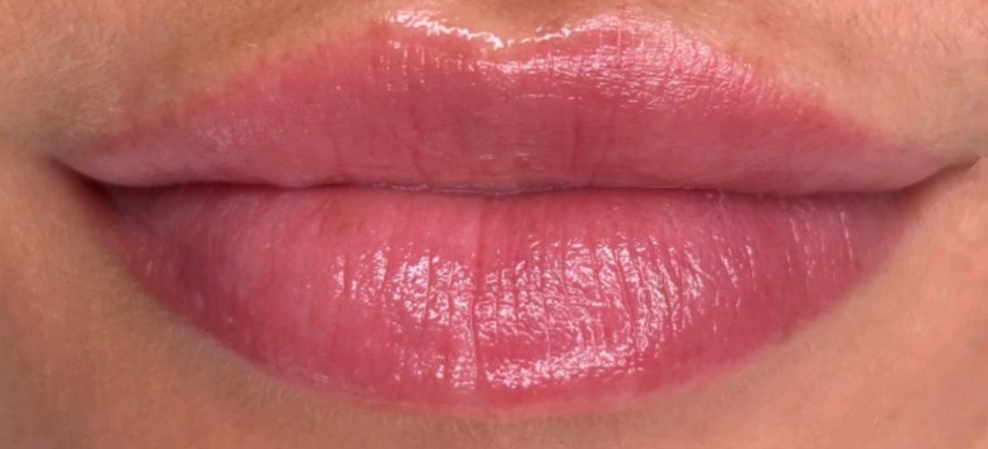Penelope Gomes Beauty client with her Lip Blush